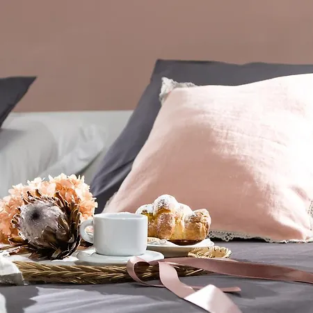 Senzanome - Old Town - Apartment Bologna